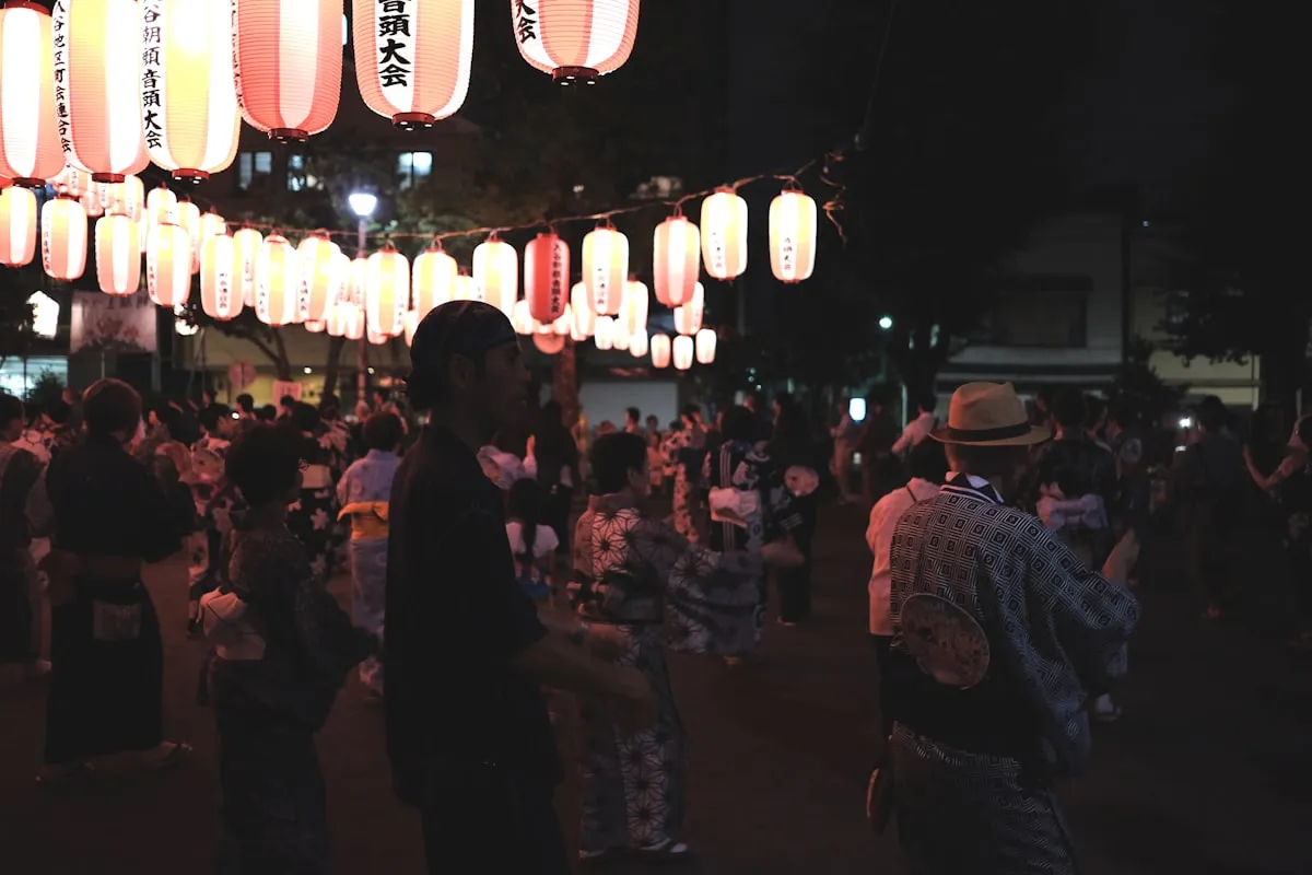 東京活動指南:2026年7月12日至19日 — 夏日祭典、神聖珍寶與星空下的清酒